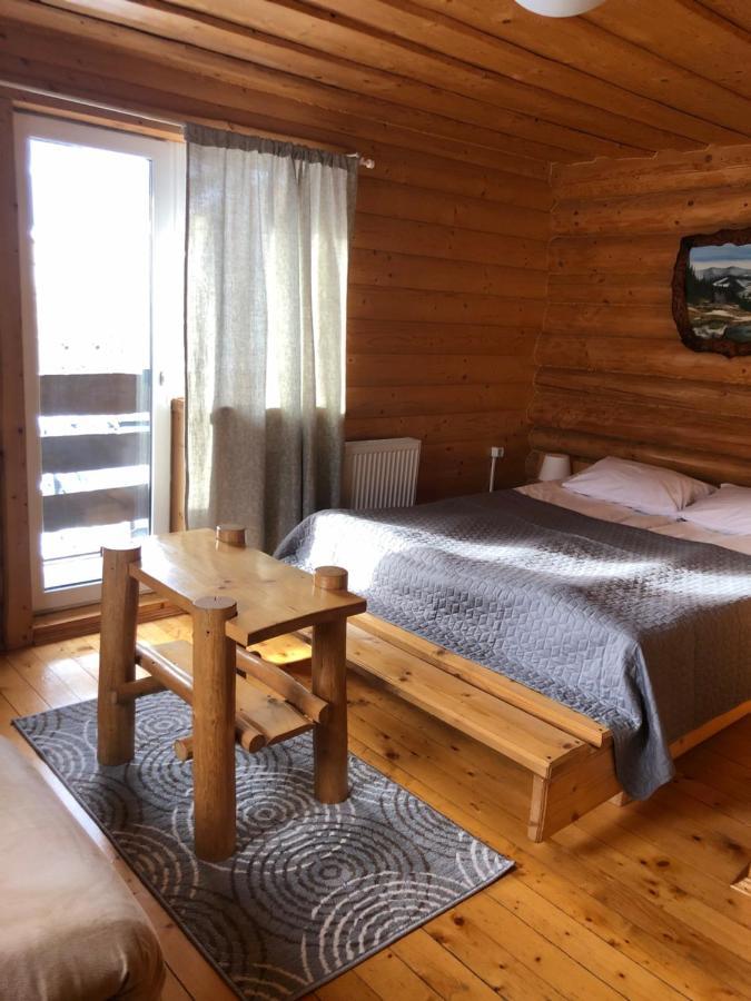 Круассан Hotell Bukovel Exteriör bild