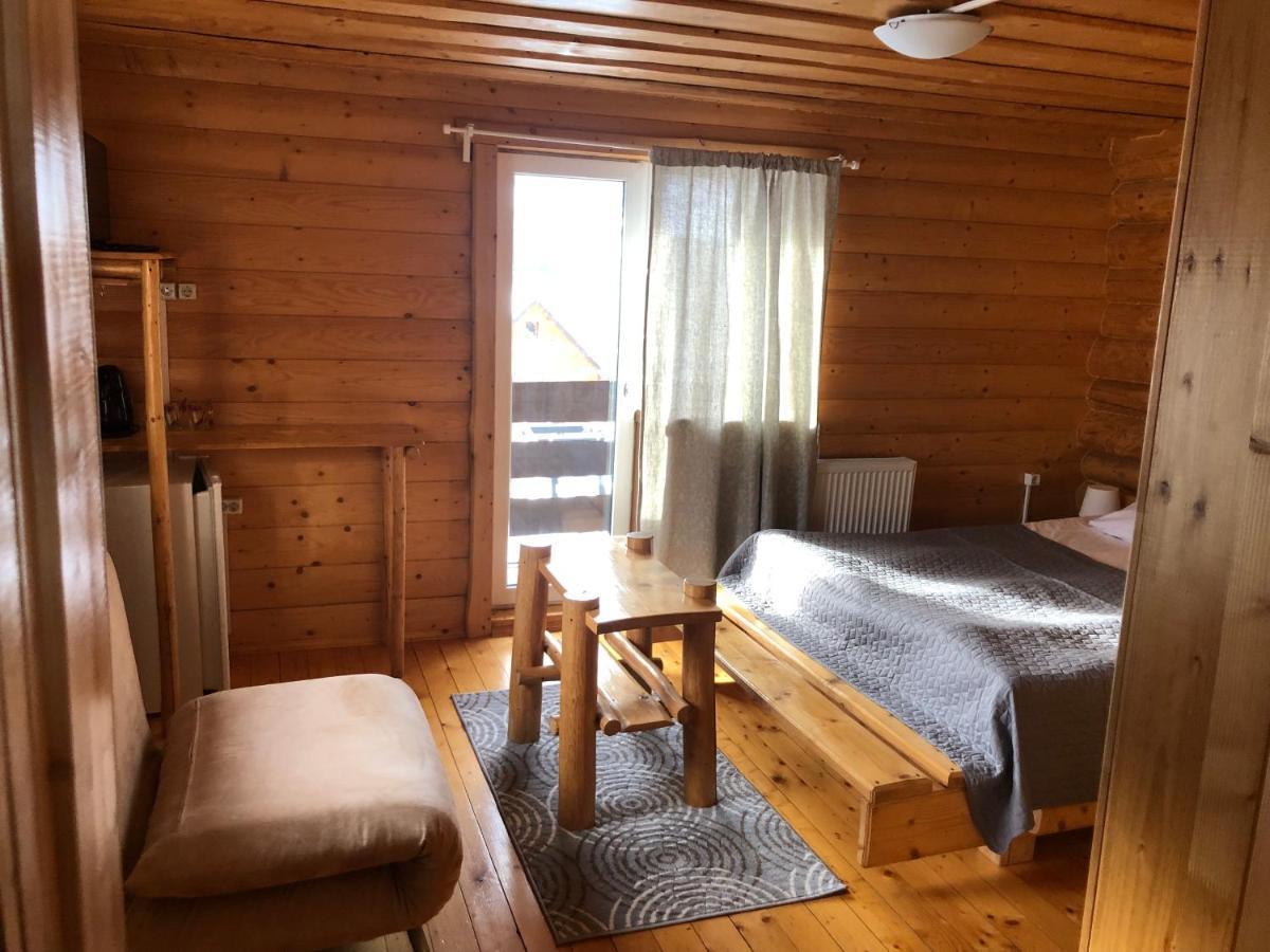 Круассан Hotell Bukovel Exteriör bild