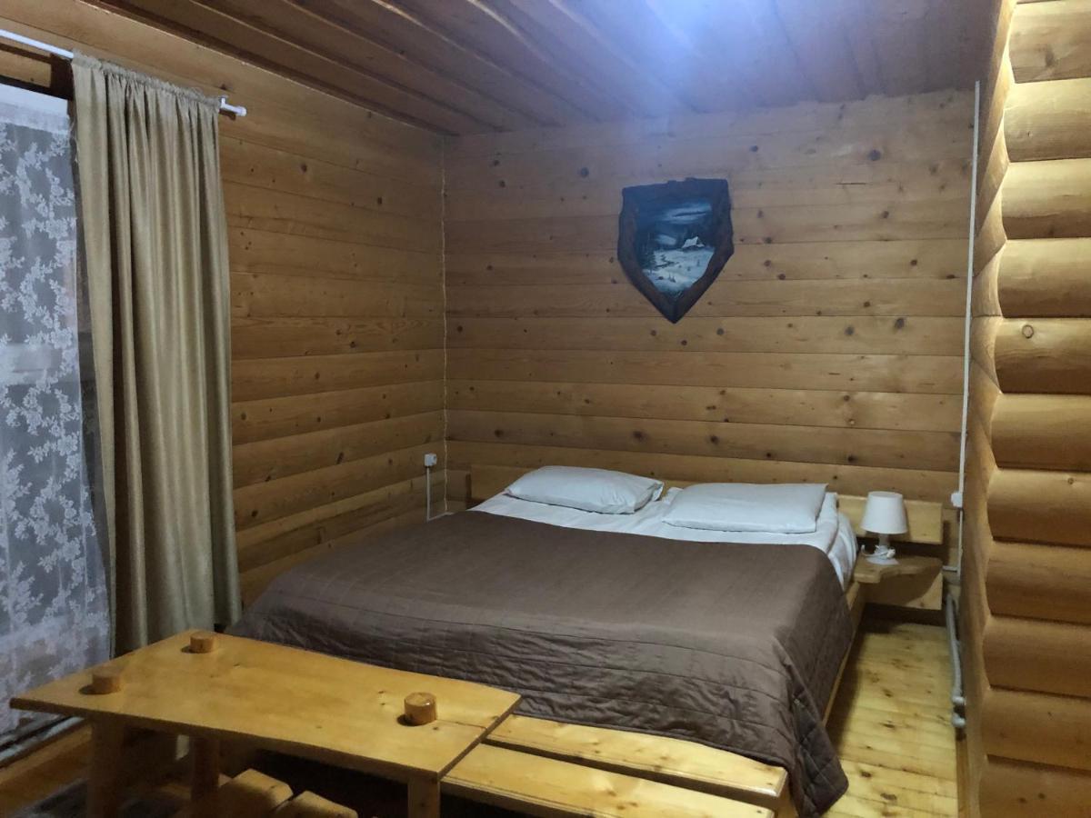 Круассан Hotell Bukovel Exteriör bild